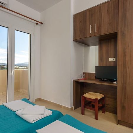 Elpidis Villa 코키노스 피르고스 외부 사진