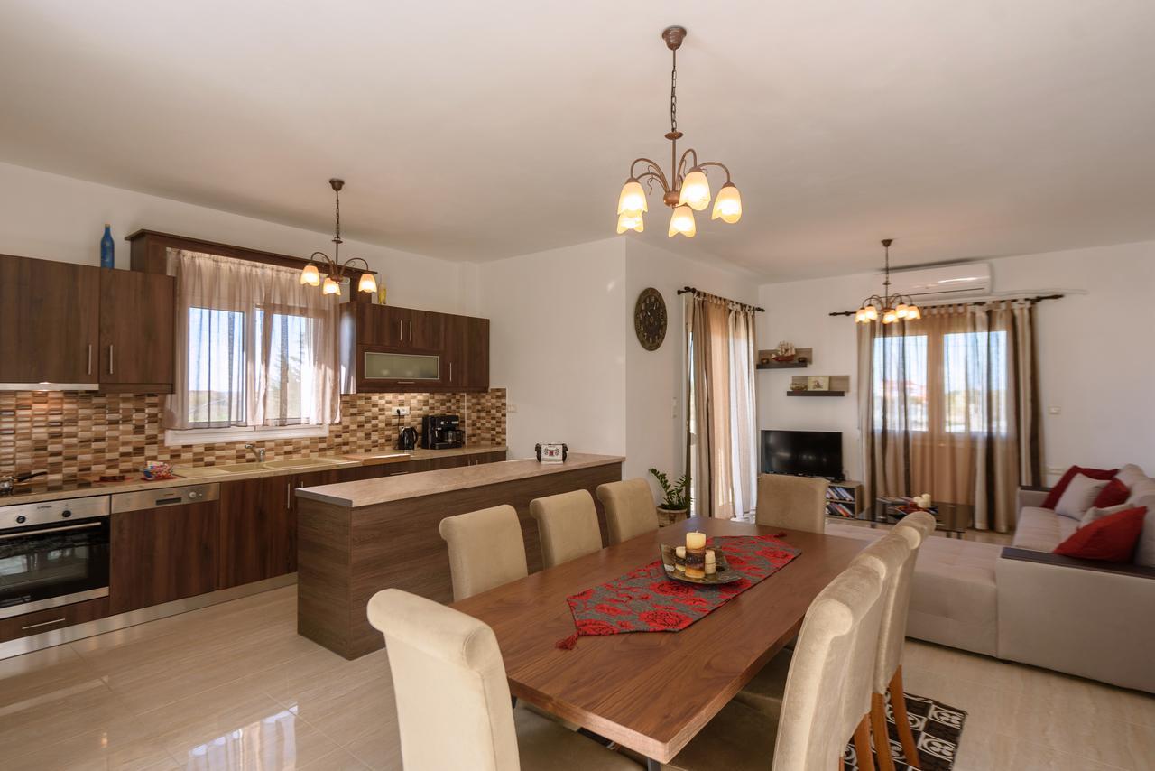 Elpidis Villa 코키노스 피르고스 외부 사진