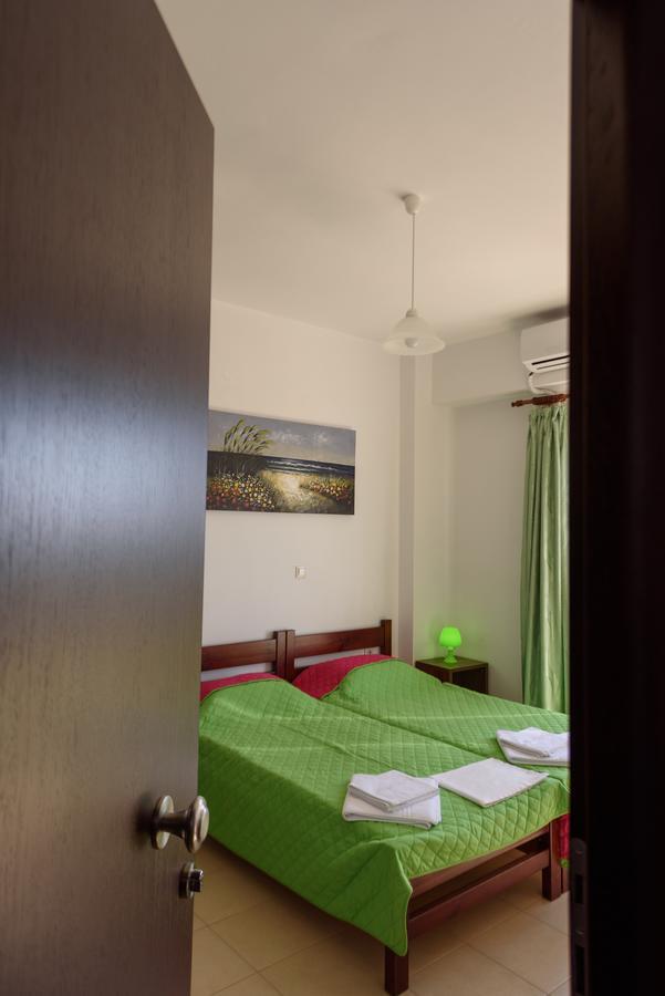 Elpidis Villa 코키노스 피르고스 외부 사진